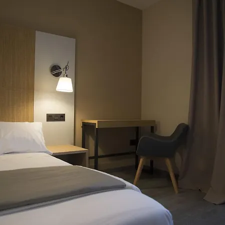 Lar De Donas * Meira (Lugo)