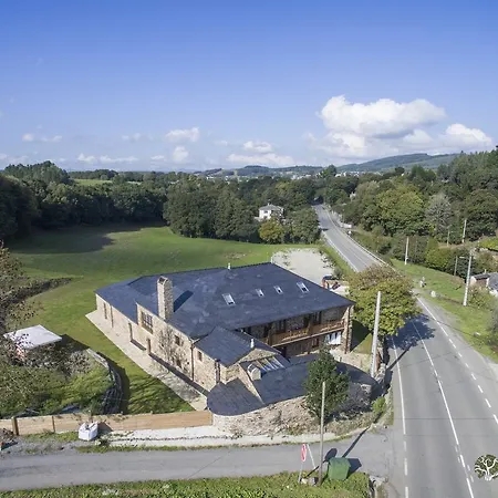 Lar De Donas Casa rural Meira (Lugo)