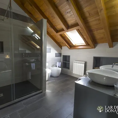 Lar De Donas Meira (Lugo)