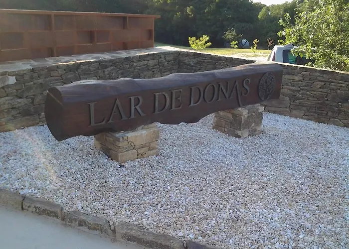 Lar De Donas Landhaus Meira (Lugo)